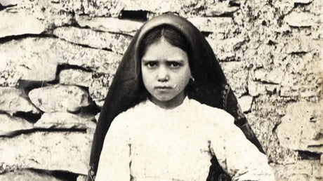 ¿Sabías que la Virgen de Fátima se apareció a la pastorcita Santa Jacinta antes de morir?